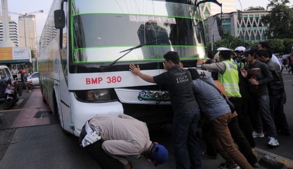 Kecelakaan Bus di Tol Tangerang-Merak Hari Ini, Satu Penumpang Tewas