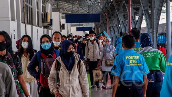 Syarat Naik Kereta Api Terbaru: Anak di Bawah 12 Tahun Tidak Perlu Vaksin