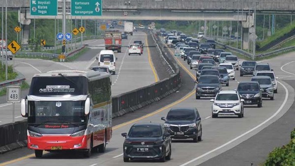 Mulai 22 Desember 2022 - 2 Januari 2023, Jalan Tol Semarang-Demak Dibuka Gratis