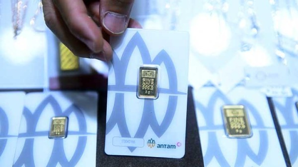 Jelang Natal, Emas Antam Turun Harga Rp 5 Ribu Jadi Rp1.039.000