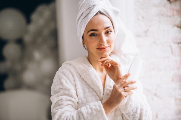 Ingin Kulit Tampak Awet Muda? Simak Tips Beberapa Tips Berikut