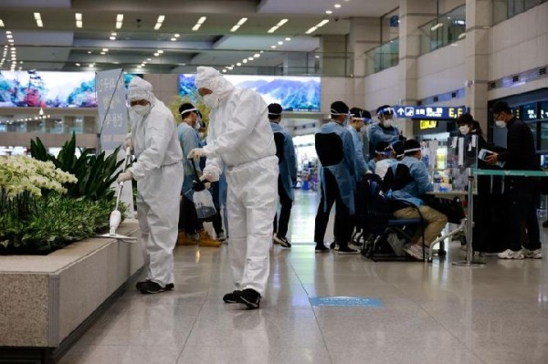 Warga China Kabur dari Bandara Korea Selatan Karena Positif Covid-19