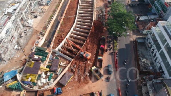 Proyek Underpass Dewi Sartika Molor dari Target