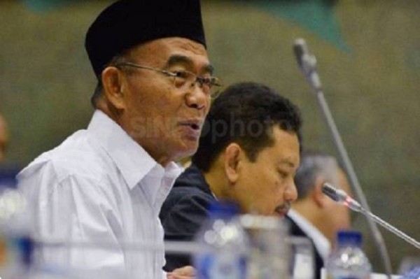 Hindari Dampak Negatif, Menko PMK Ajak Semua Pihak Cegah Pernikahan Dini