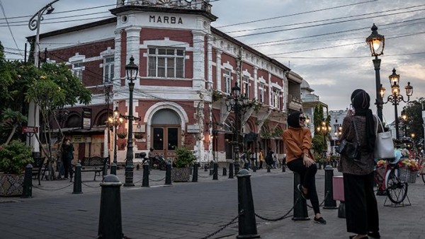 Imlek di Kota Semarang, Mobil Penumpang Dibatasi