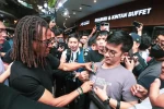 Datang ke Jakarta, Edgar Davids Bangga Disambut Meriah Juventini