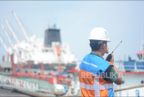 Pelindo Ajak Siswa Kenali Industri Pelabuhan