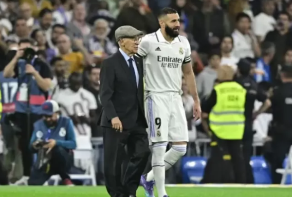 Real Madrid Menang atas Liverpool, Benzema Dedikasi Kemenangan untuk Amancio