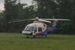 Karena Cuaca Buruk Helikopter Kapolda Jatim Mendarat Darurat di Tulungagung