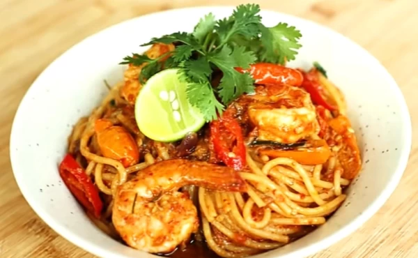 Gurih Segar Tom Yum Spaghetti