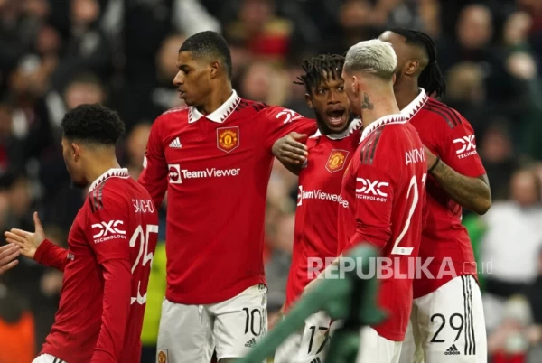 Jelang Final Piala Liga Inggris, Scholes Takut-Takuti Newcastle Tentang Seramnya MU
