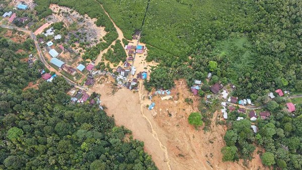 Update Longsor Natuna : 9 Korban Baru Ditemukan, 35 Masih Hilang