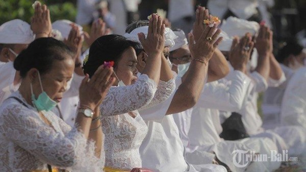 Otonan Kamis Umanis Matal, Umur Capai 78 Tahun, Memiliki Tanda-Tanda Akan Bahagia