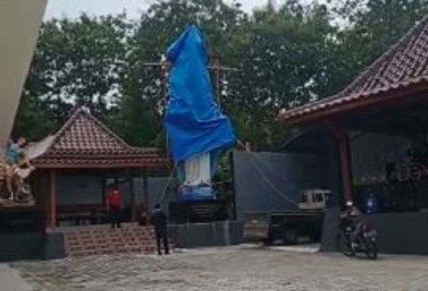Kata Polisi Soal Penutupan Patung Bunda Maria di Kulon Progo