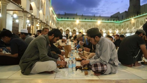 Tak Masalah Warga DKI Diimbau Hindari Bukber, PDIP: Dulu Banyak Korban COVID