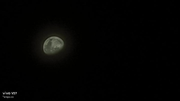 Tips Memotret Bulan Dengan Vivo V27 Menggunakan Mode Supermoon