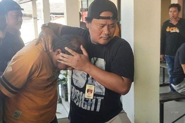 Sang Ibu Tewas di Pukuli Ayah, 3 Balita di Pati Terlantar 2 Malam dan Peluk Jasad Ibunya