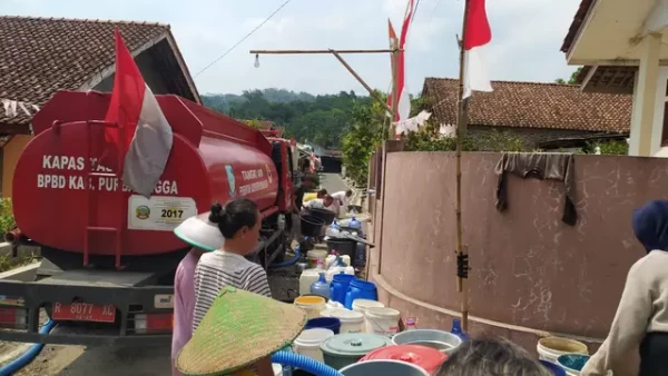 Kekeringan Meluas, Pemkab Purbalingga Distribusikan Nyaris 1 Juta Liter Air Bersih