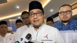 Tak Perlu Menunggu Berganti Hari, Kader Demokrat Mulai Copot Baliho Anies Baswedan