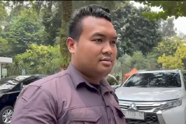 Ajudan Firli Bahuri Bungkam Usai Diperiksa Kasus Dugaan Pemerasan oleh Pimpinan KPK