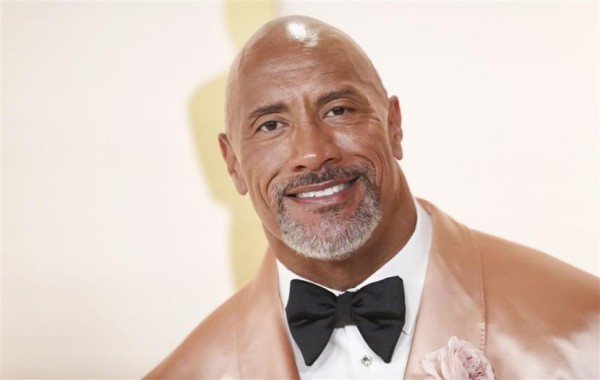 Patung Lilin Dwayne Johnson Dikritik, Disebut Lebih Mirip David Beckham