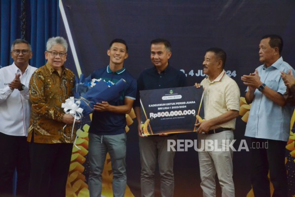 Juara Liga 1 2023/2024, Persib Bandung Diberi Kadedeuh Rp 500 Juta