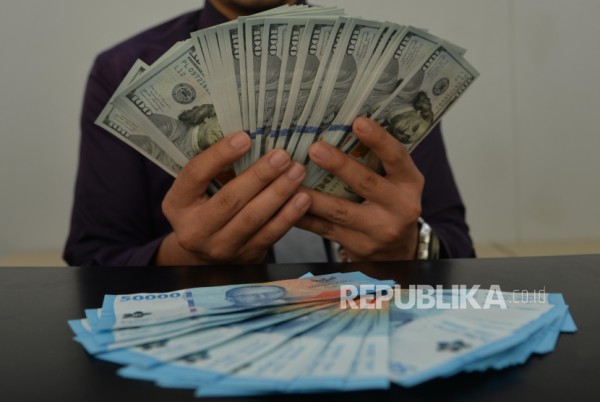 Jelang RDG BI Agustus 2024, Rupiah Menguat ke Level Rp 15.400 per Dolar AS