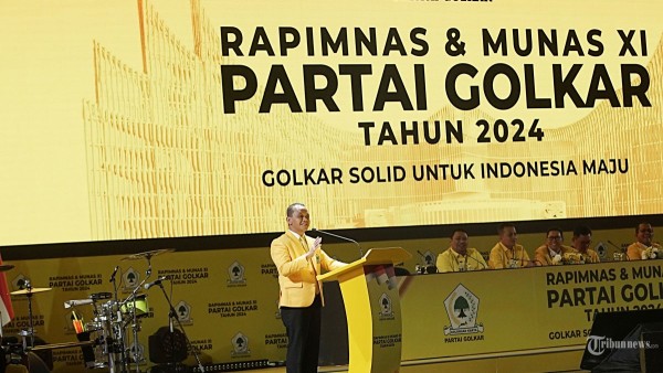 Ucapkan Selamat ke Bahlil, Luhut Nilai Tidak Ada Intervensi dalam Munas Golkar