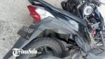 Kecelakaan Honda Beat vs Truk Isuzu di Jalan Lalung-Tegalgede Karanganyar, Pengendara Motor Tewas