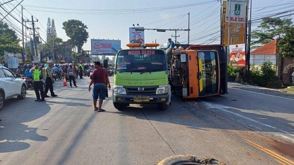 Jam Pagi Berlaku bagi Truk, Pukul 06.00-08.00 Dilarang Melintas di Jalur Utama Ungaran Semarang