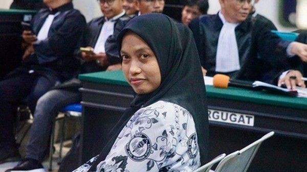 Kado Hari Guru Nasional, Supriyani Divonis Bebas