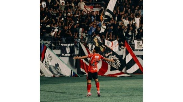 Babak Kedua Bali United vs Persib Bandung Sedang Berlangsung, Gawang Mendzoa Kebobolan Pemain Muda