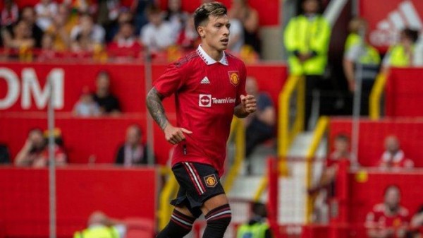 Nasib Manchester United Takluk di Old Trafford, Lisandro Martinez pun Cedera