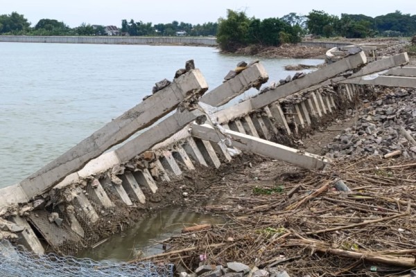 Selidiki Ambrolnya Tebing Sungai di Bojonegoro, Polda Jatim Panggil Kontraktor