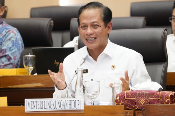 Angkat Adik Jadi Staf Ahli, Menteri LH Hanif Faisol Tuai Kritik