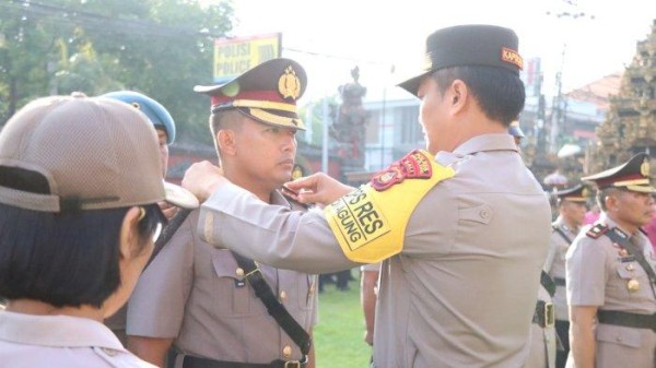 Kasat hingga Wakapolres, Delapan Pejabat Utama Polres Buleleng Dimutasi