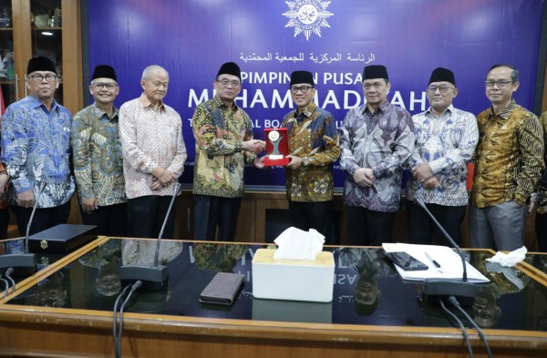 Mendes Yandri Berkolaborasi dengan PP Muhammadiyah Kuatkan Ekonomi dan Dakwah di Desa