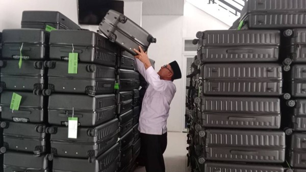 Dibekali Tas Armuzna, Jemaah Calon Haji Pidie Diingatkan Pergunakan dengan Baik
