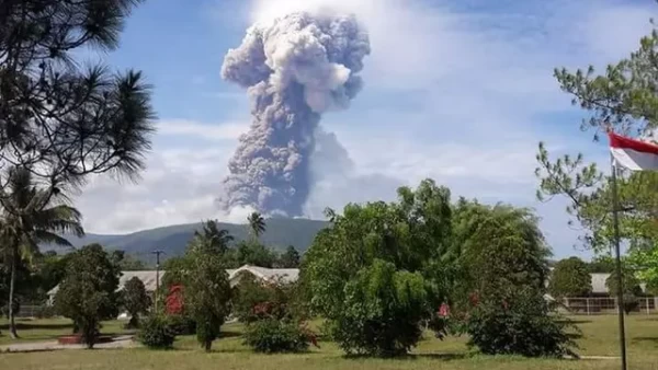 Waspada, Potensi Bahaya Guguran Lava Gunung Soputan