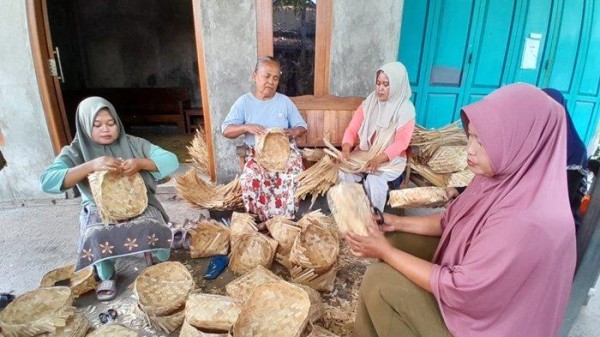 Perajin Besek di Bero Klaten Mulai Kebut Produksi, Bersiap Hadapi Lonjakan Permintaan saat Iduladha