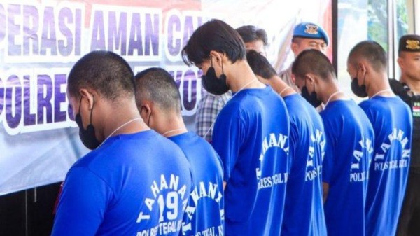 Tak Terima Istri Dikatai 'Wanita Michat', Warga Tegal Pukul Tetangga Hingga Luka Parah 