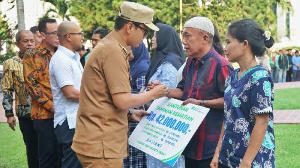 Rico Waas Beri Perlindungan BPJS Ketenagakerjaan Ke 17 Ribu Lebih Pekerja Rentan