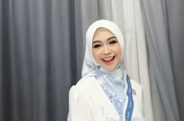 Kabar Dekat dengan Evan DC Music, Ria Ricis Hati-hati Melangkah