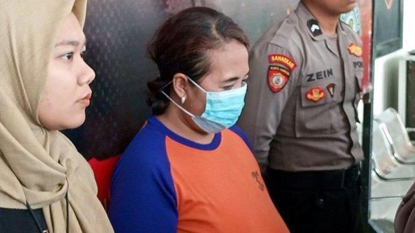 Istri Siri Bunuh Suami di Jombang Pakai Racun, Mayat Korban Ditusuk dan Dibiarkan 42 Hari di Rumah