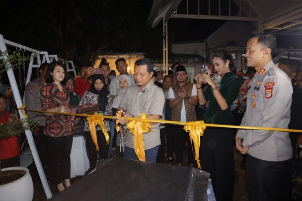 Putri Indonesia Meriahkan Peluncuran SeruputMadu Polres Pringsewu Polda Lampung