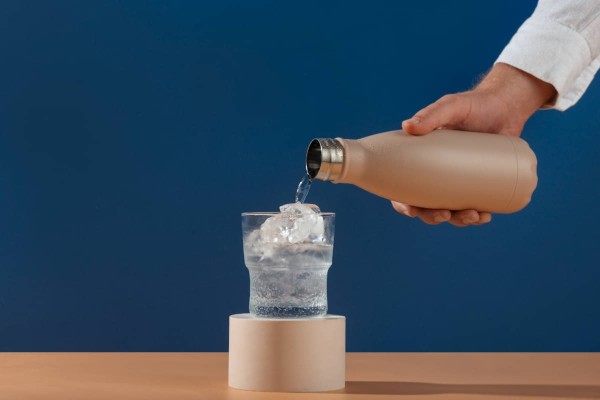 13 Dampak Sering Minum Air Es