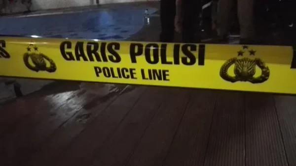 Jasad Pria Tanpa Busana Ditemukan di Aliran Kali Ciliwung