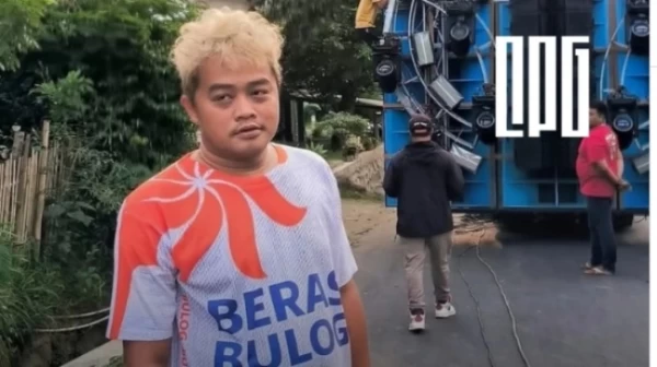 Viral Panduan Outfit Edi Sound Horeg, Cuma Modal Rp500 Ribu Auto Jadi Pusat Perhatian