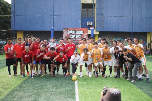 HUT ke-80 RI: Bunda Jaksel Ajak Pemuda Lawan Sikap Apatis Lewat Mini Soccer