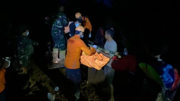 Breaking News: Warga Ranah Karya Mukomuko Bengkulu Ditemukan Tewas di Perkebunan Sawit